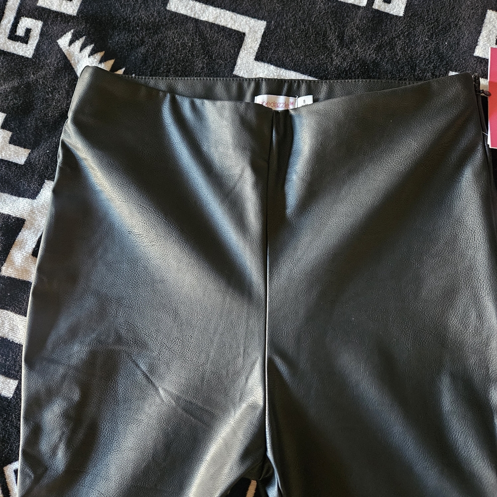 Shoe Dazzle Black Faux Leather Leggings